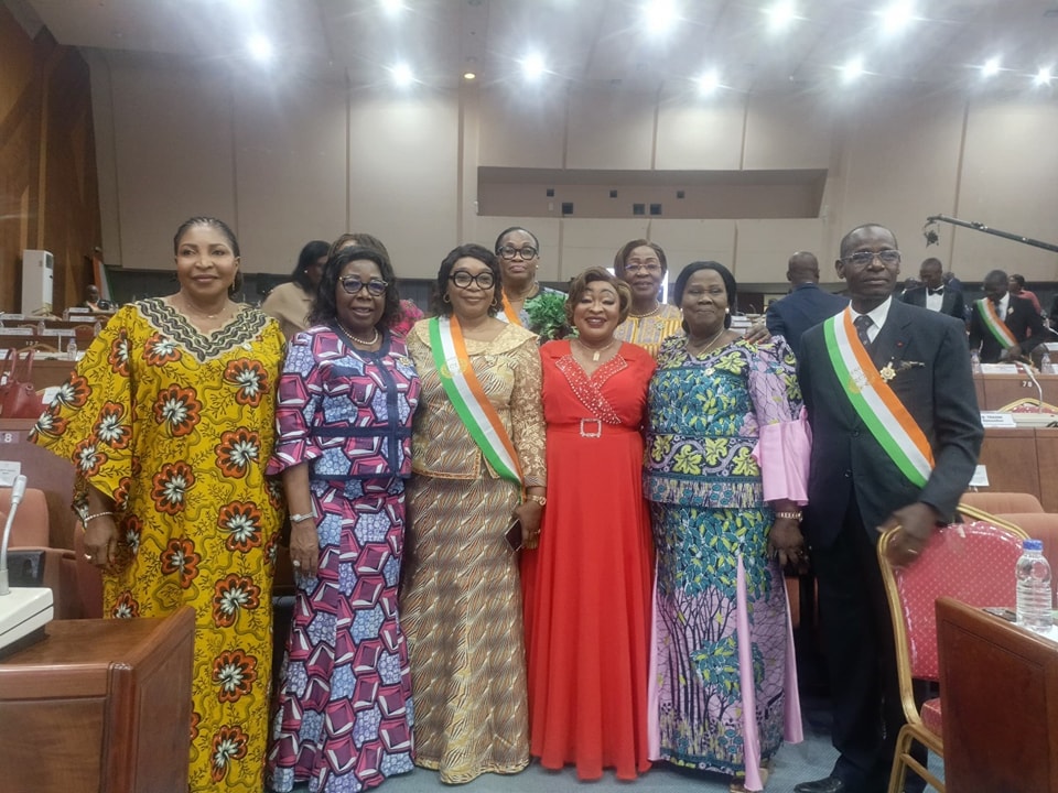 Ouverture de la Session du Sénat : L’honorable Mariame Traoré Réaffirme son Engagement pour la Paix à Yamoussoukro